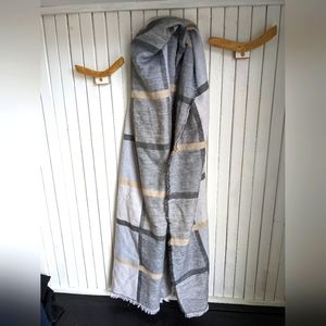 Classic gray scarf - new